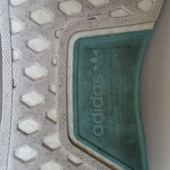 Adidas - Picture 9 of 9